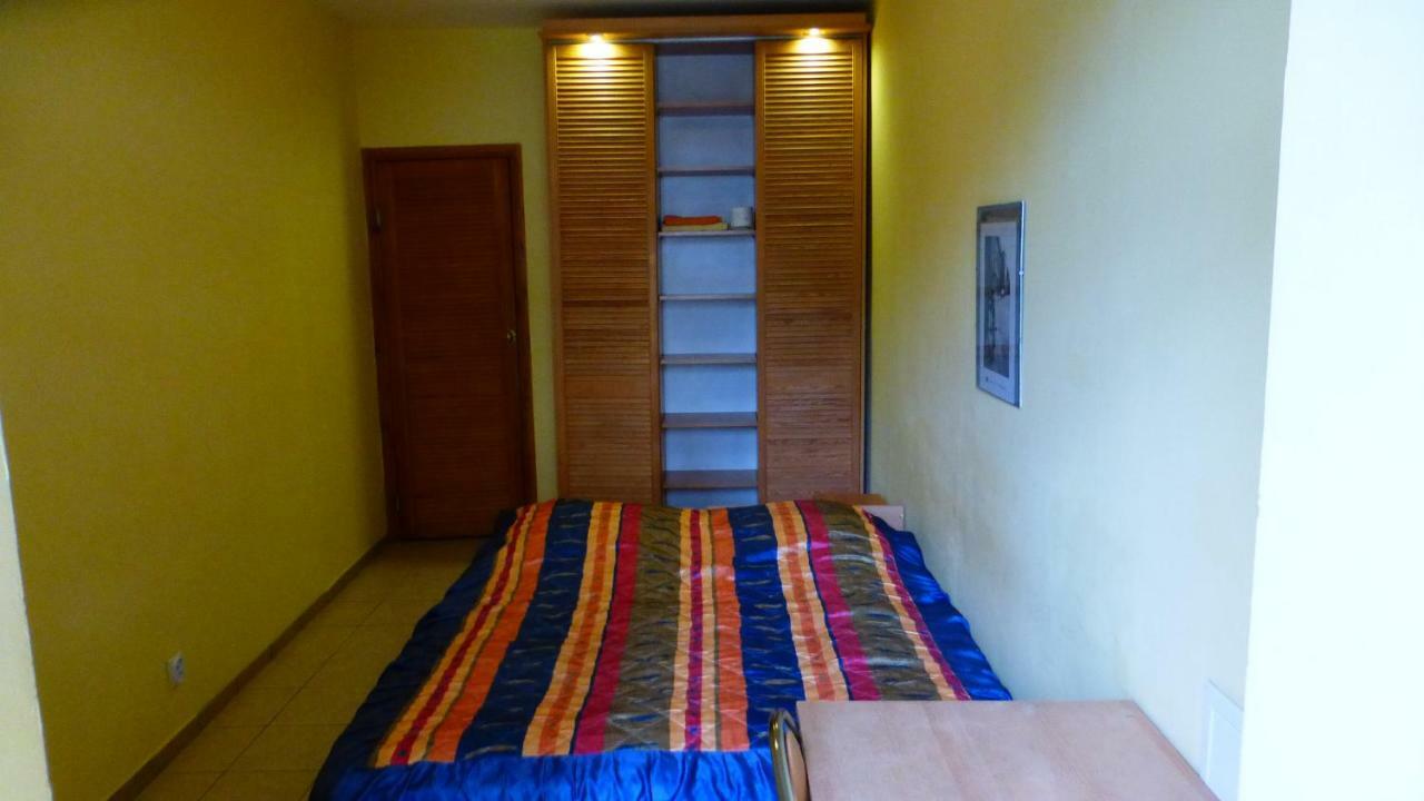 Iwona Hostel - Budget Rooms With Private Bathrooms 소포트 외부 사진